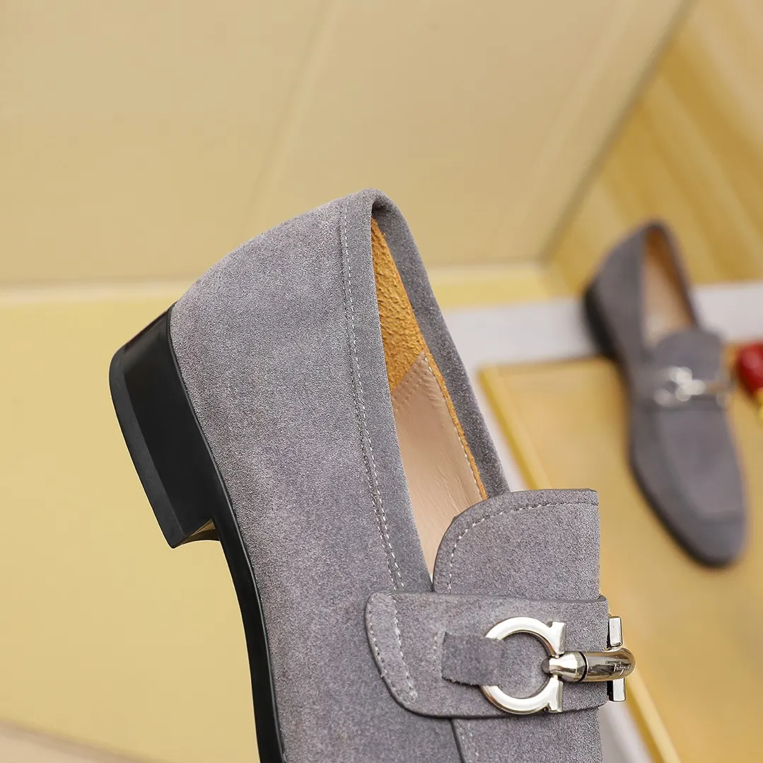 Men's shoes 💰600 🕷🕷🐂【Ferragamo】 Popular fashionable casual shoes🇨🇳Official website counter 1:1 production, original mold opening💯Good quality can be seen, imported high-end first-layer pebbled calfskin, water-dyed🐂leather lining🌿very clear texture, high-quality waterproof, non-slip and wear-resistant outsole🎋high quality and low price, truly handmade🍓, 7 colors available! Code number 38-44 (45. To be customized)